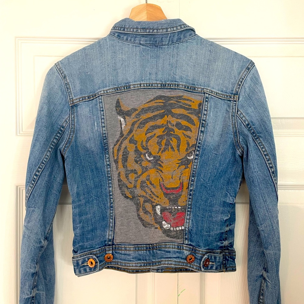 Girls XL vintage Tiger denim jacket